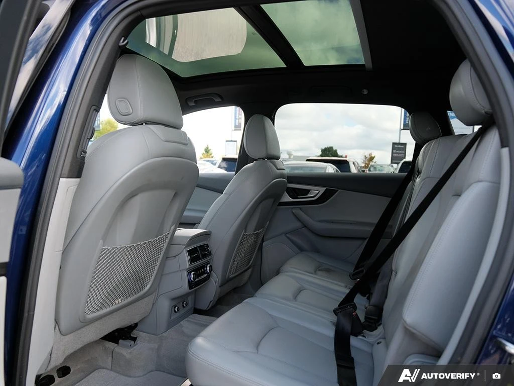Audi Q7 Progressiv, снимка 13 - Автомобили и джипове - 55101324