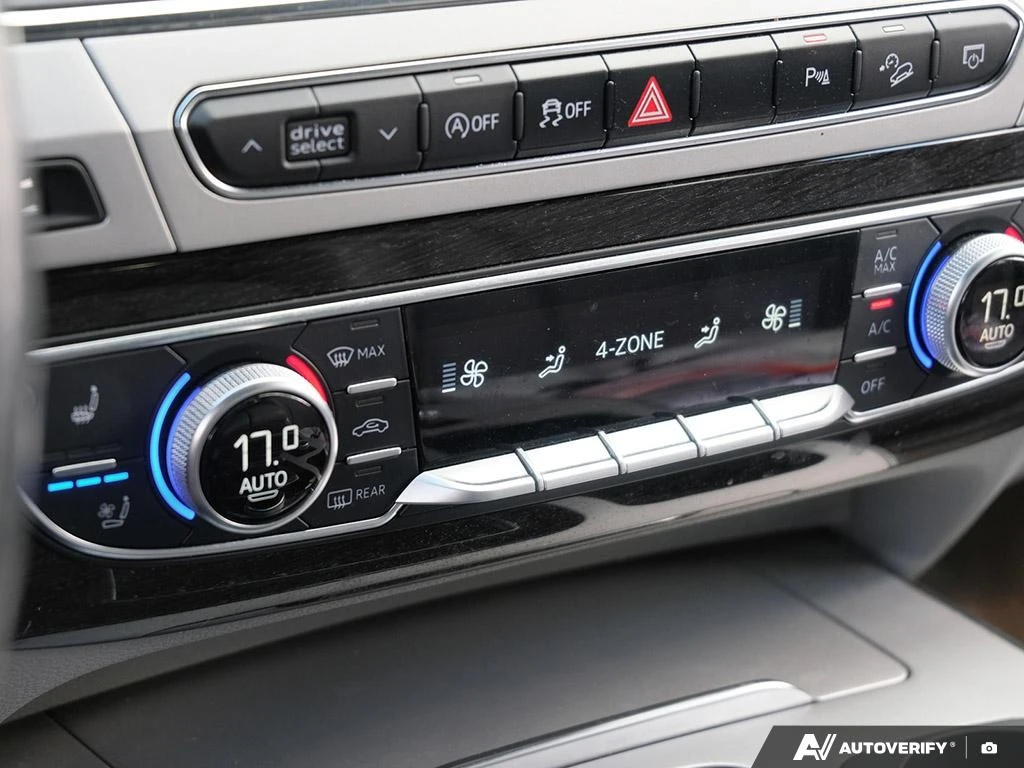 Audi Q7 Progressiv, снимка 8 - Автомобили и джипове - 55101324