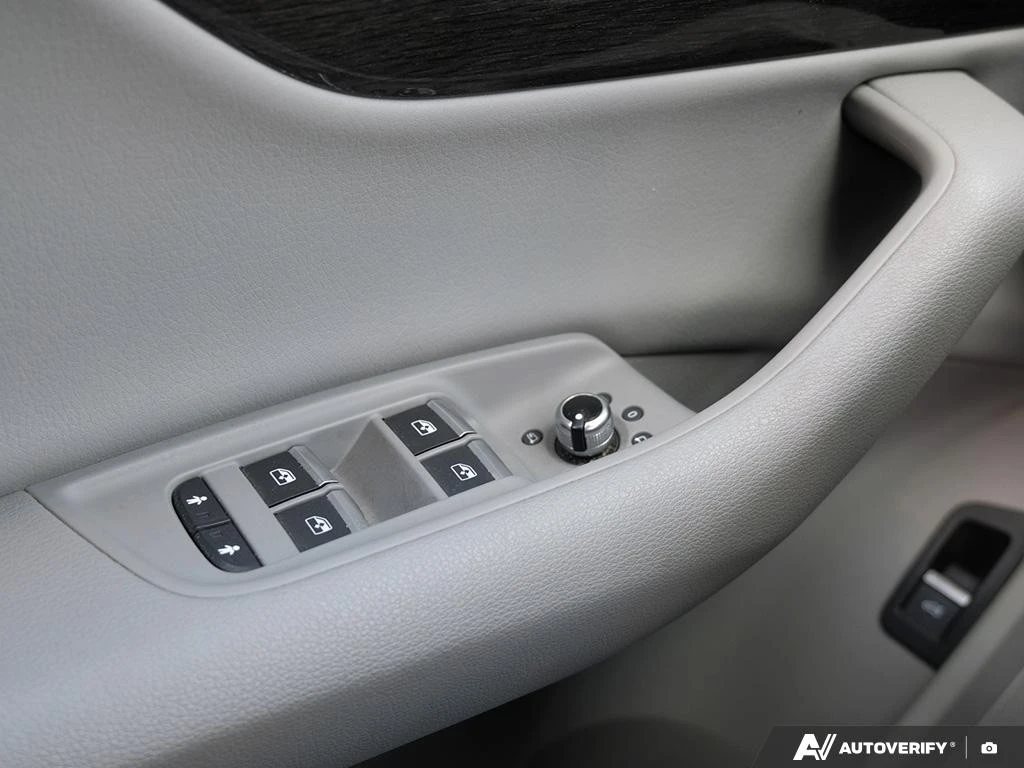 Audi Q7 Progressiv, снимка 17 - Автомобили и джипове - 55101324