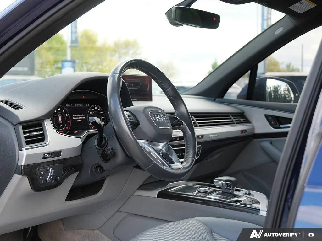 Audi Q7 Progressiv, снимка 12 - Автомобили и джипове - 55101324
