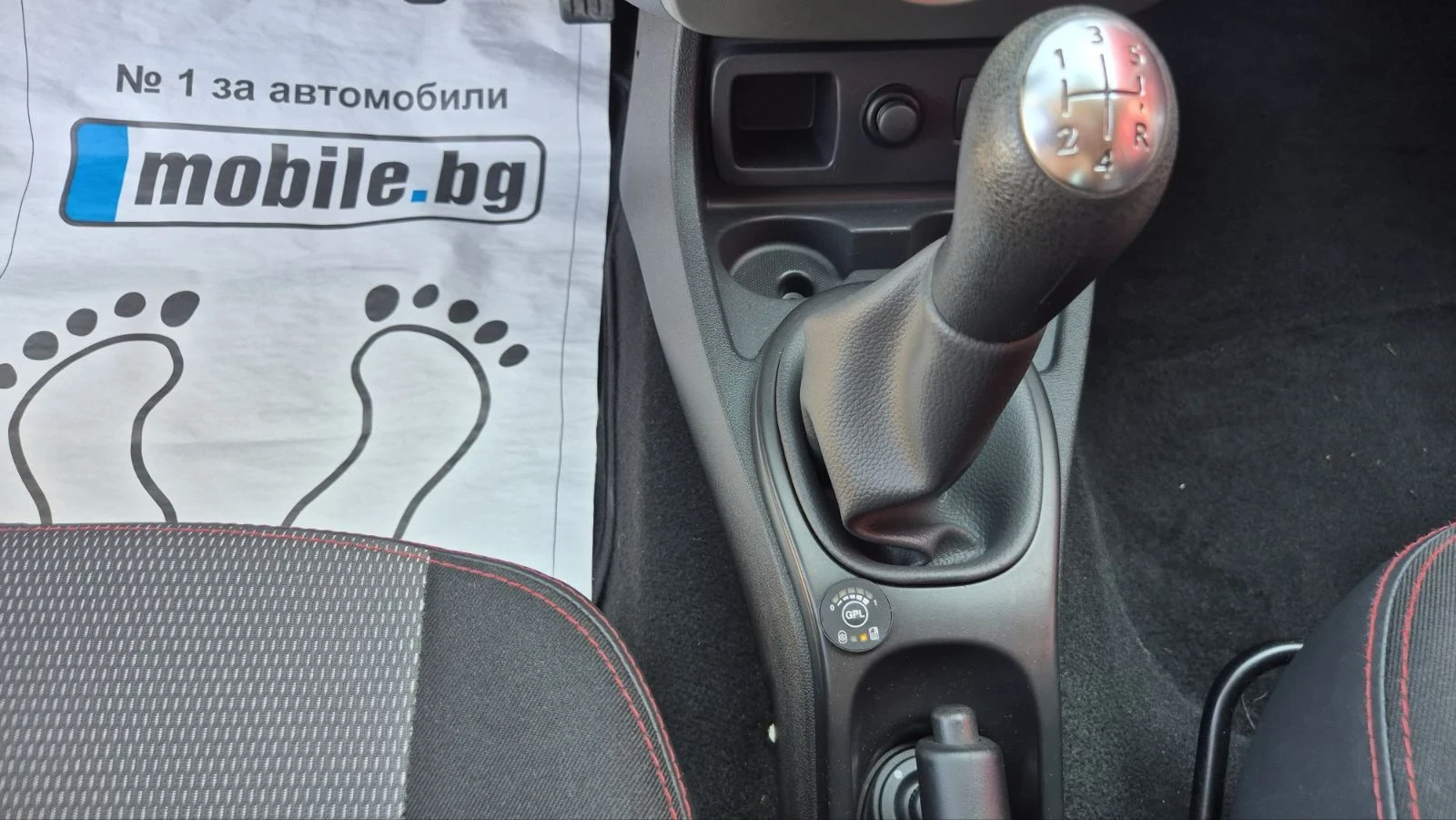 Dacia Duster 1.6i 105 газ/бензин, снимка 7 - Автомобили и джипове - 55353263