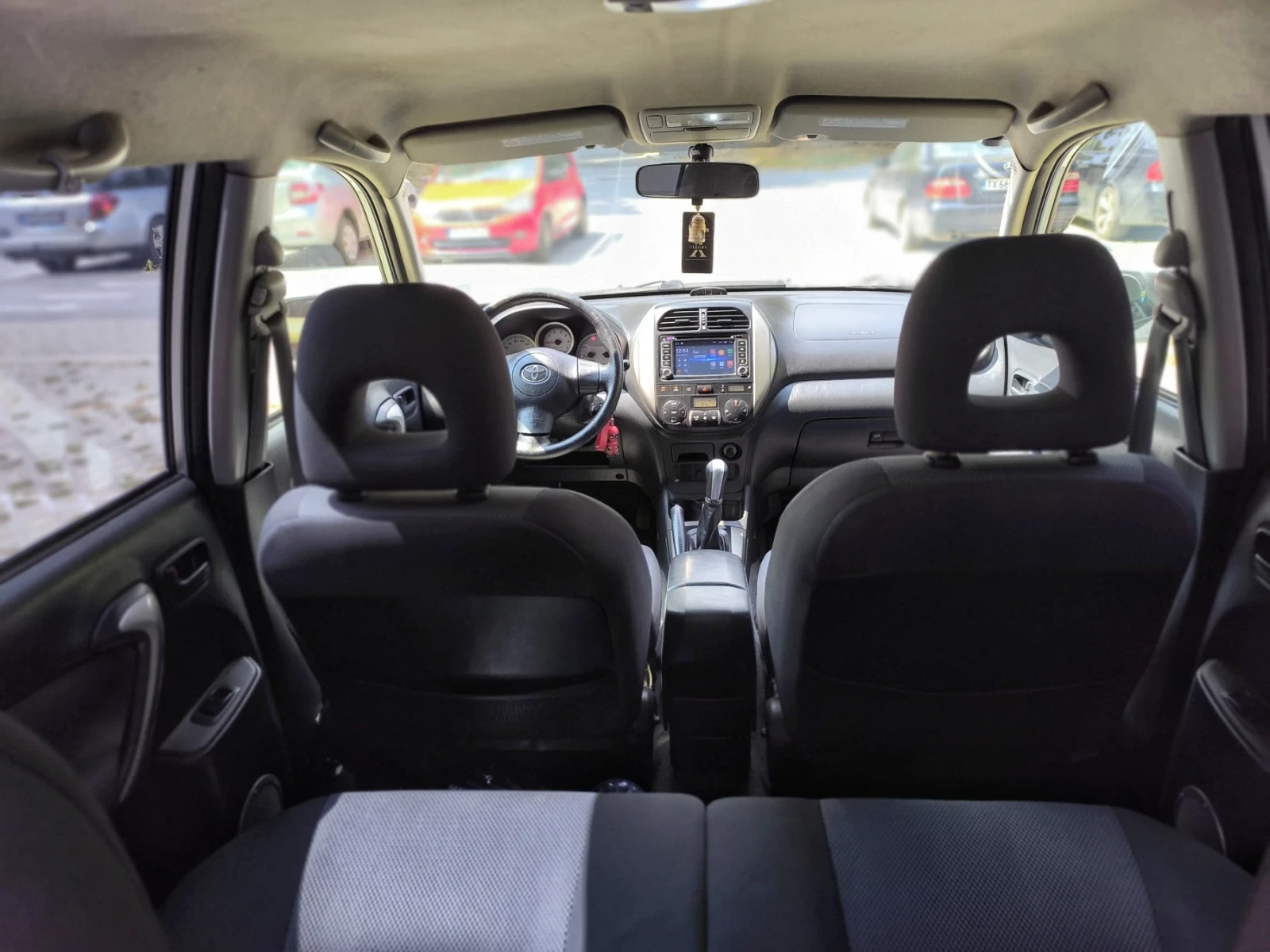 Toyota Rav4 2.0 D-4D , снимка 9 - Автомобили и джипове - 55841369