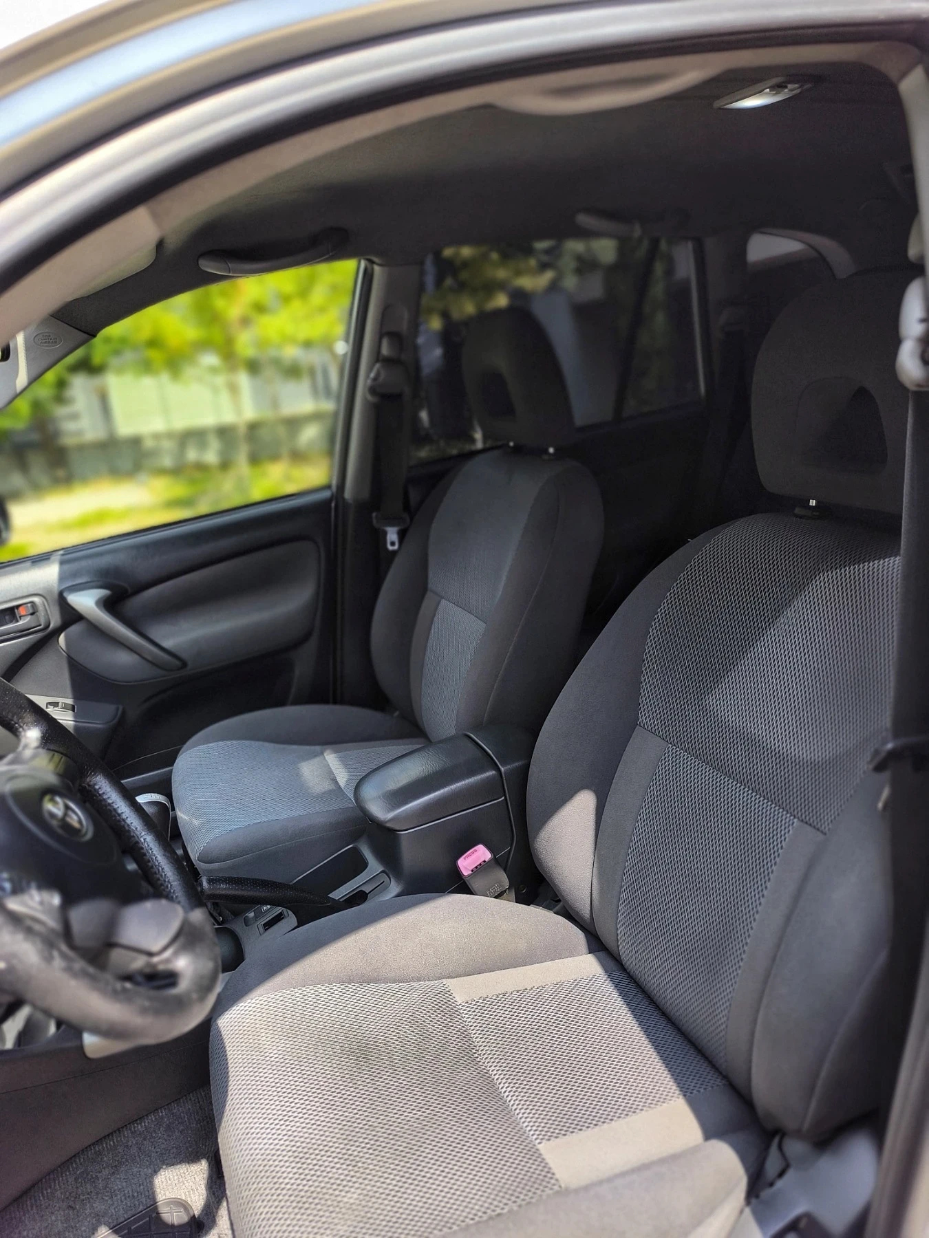 Toyota Rav4 2.0 D-4D , снимка 6 - Автомобили и джипове - 55841369