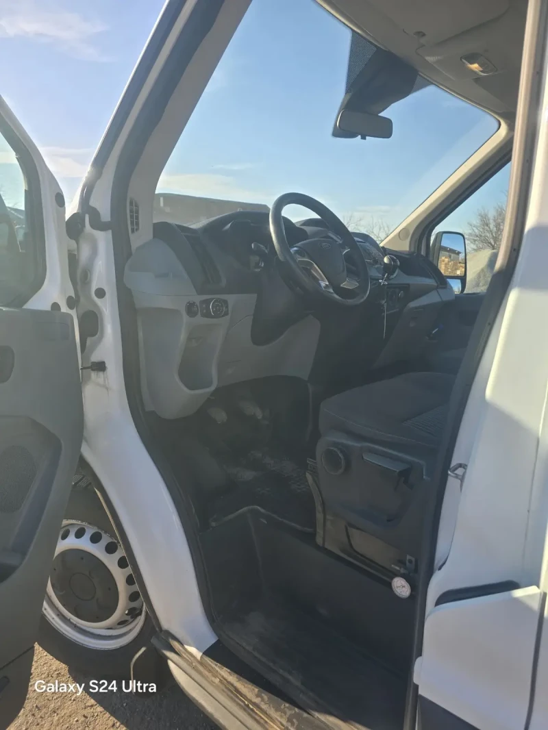 Ford Transit 2.2 125 16цола на предно, снимка 6 - Бусове и автобуси - 49391172