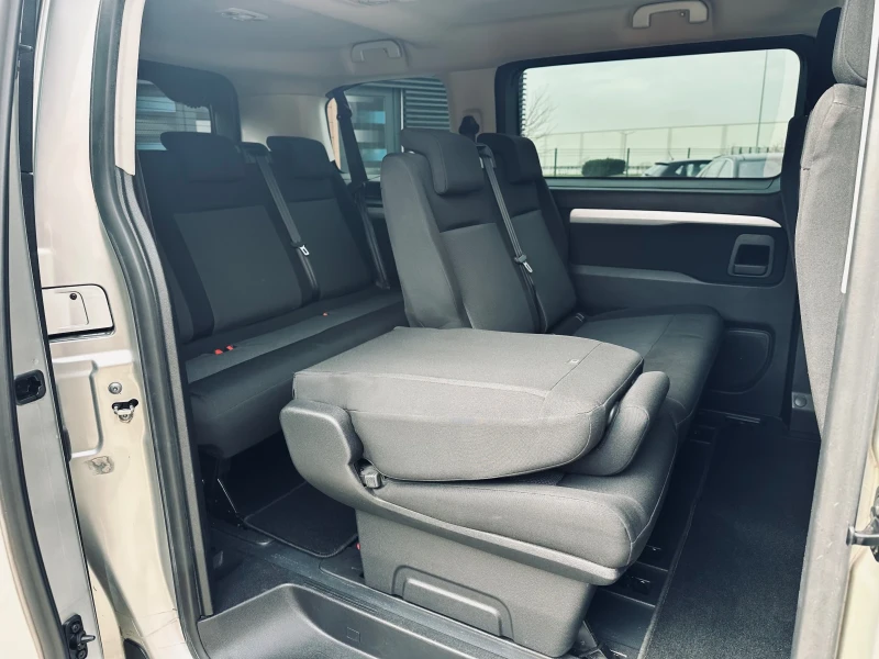 Citroen Jumpy Spacetourer/2.0HDI/Navi/Камера/9-места, снимка 12 - Бусове и автобуси - 53419112