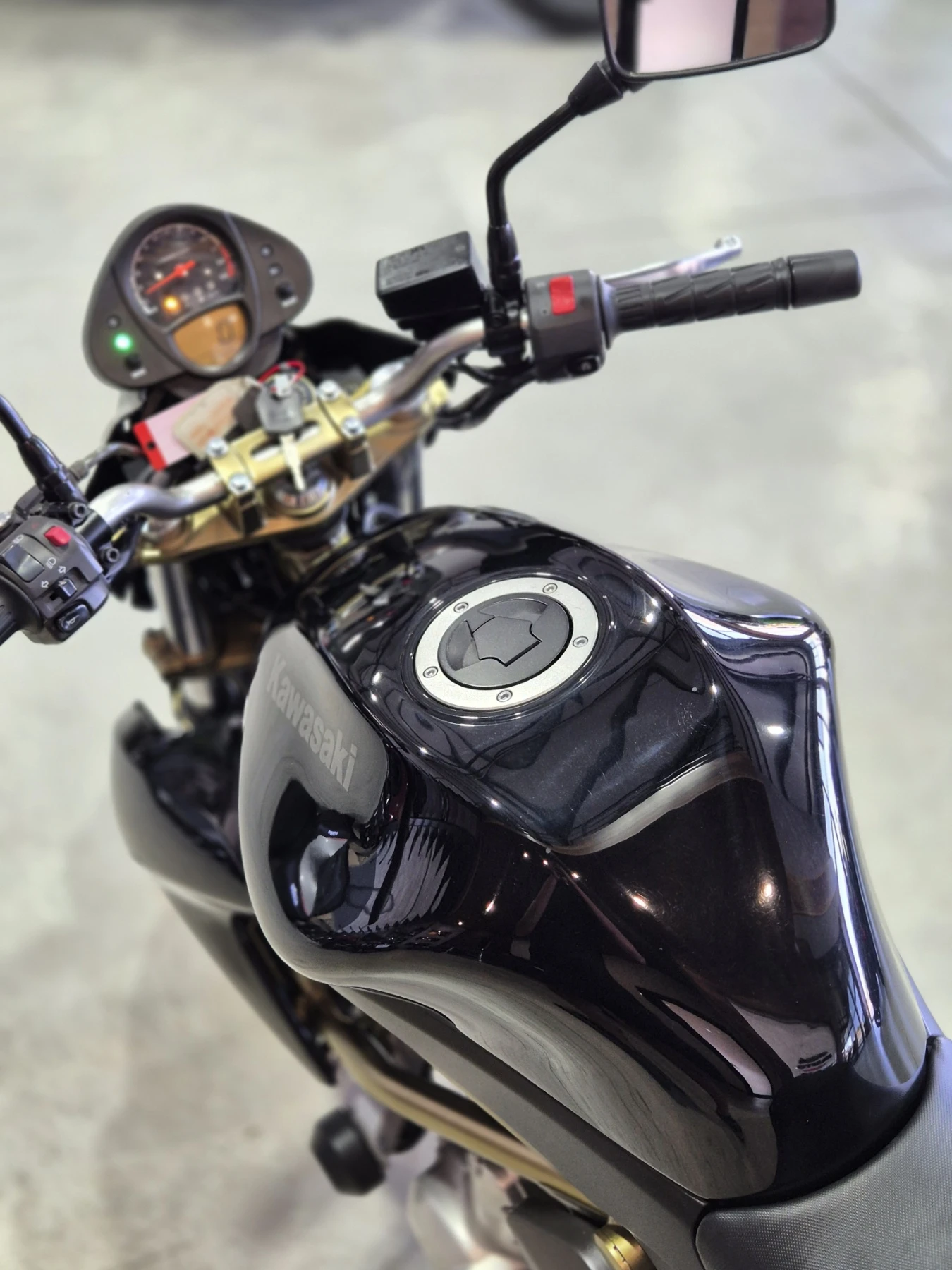 Kawasaki ER -6n ABS!!! A2!!! НОВ ВНОС ОТ ШВЕЙЦАРИЯ!!!, снимка 14 - Мотоциклети и мототехника - 55615528