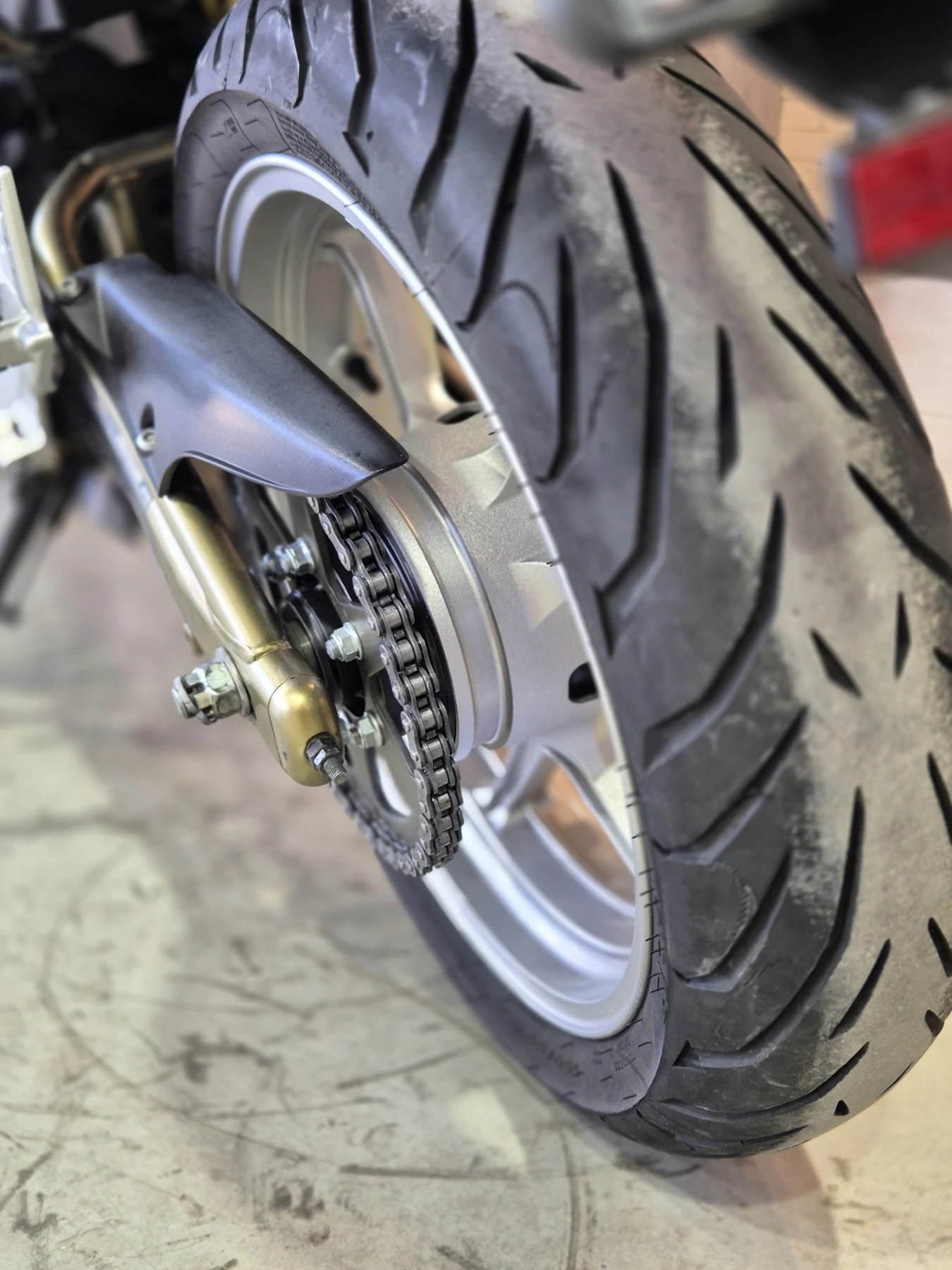 Kawasaki ER -6n ABS!!! A2!!! НОВ ВНОС ОТ ШВЕЙЦАРИЯ!!!, снимка 16 - Мотоциклети и мототехника - 55615528