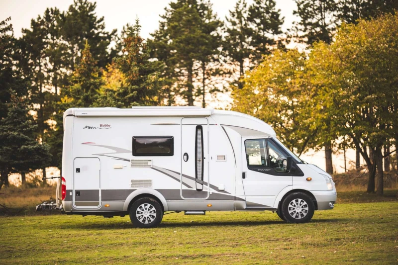 Кемпер Hobby HOBBY T500 GFSC, снимка 3 - Каравани и кемпери - 53348508