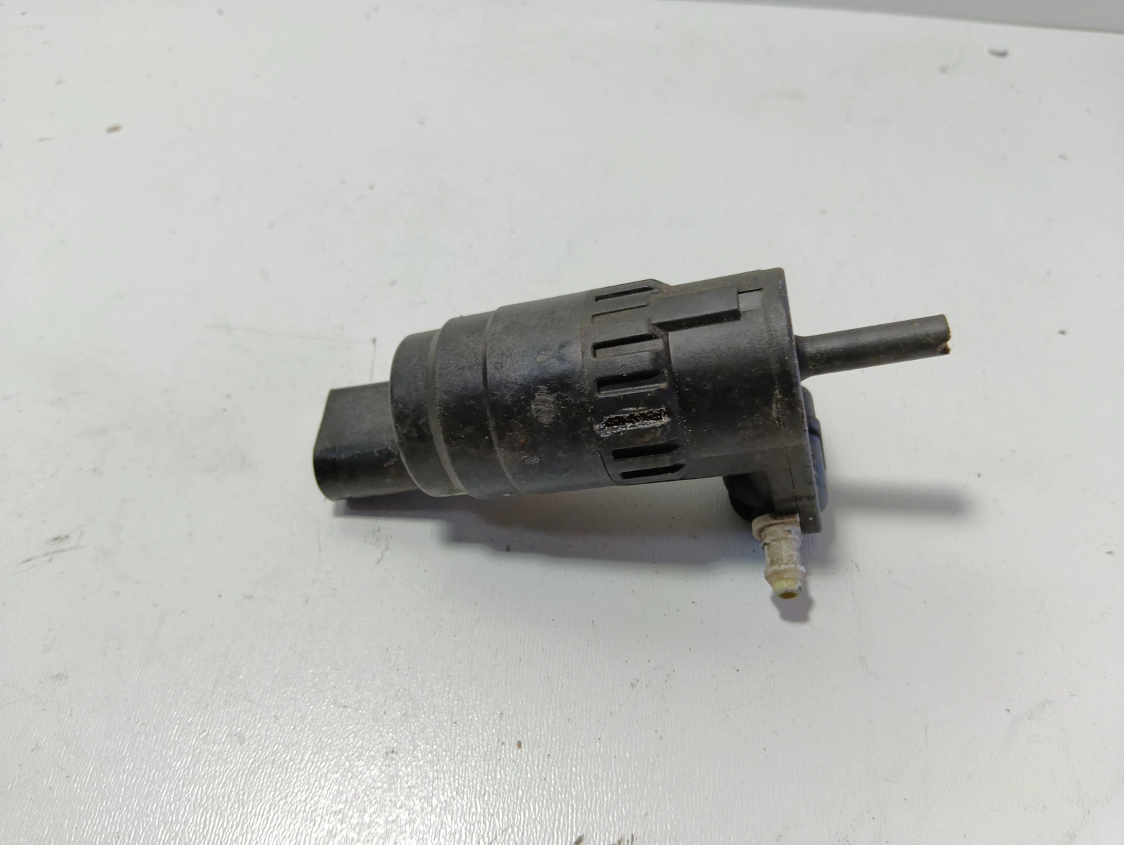 помпа чистачки 1K6955651 VW Golf