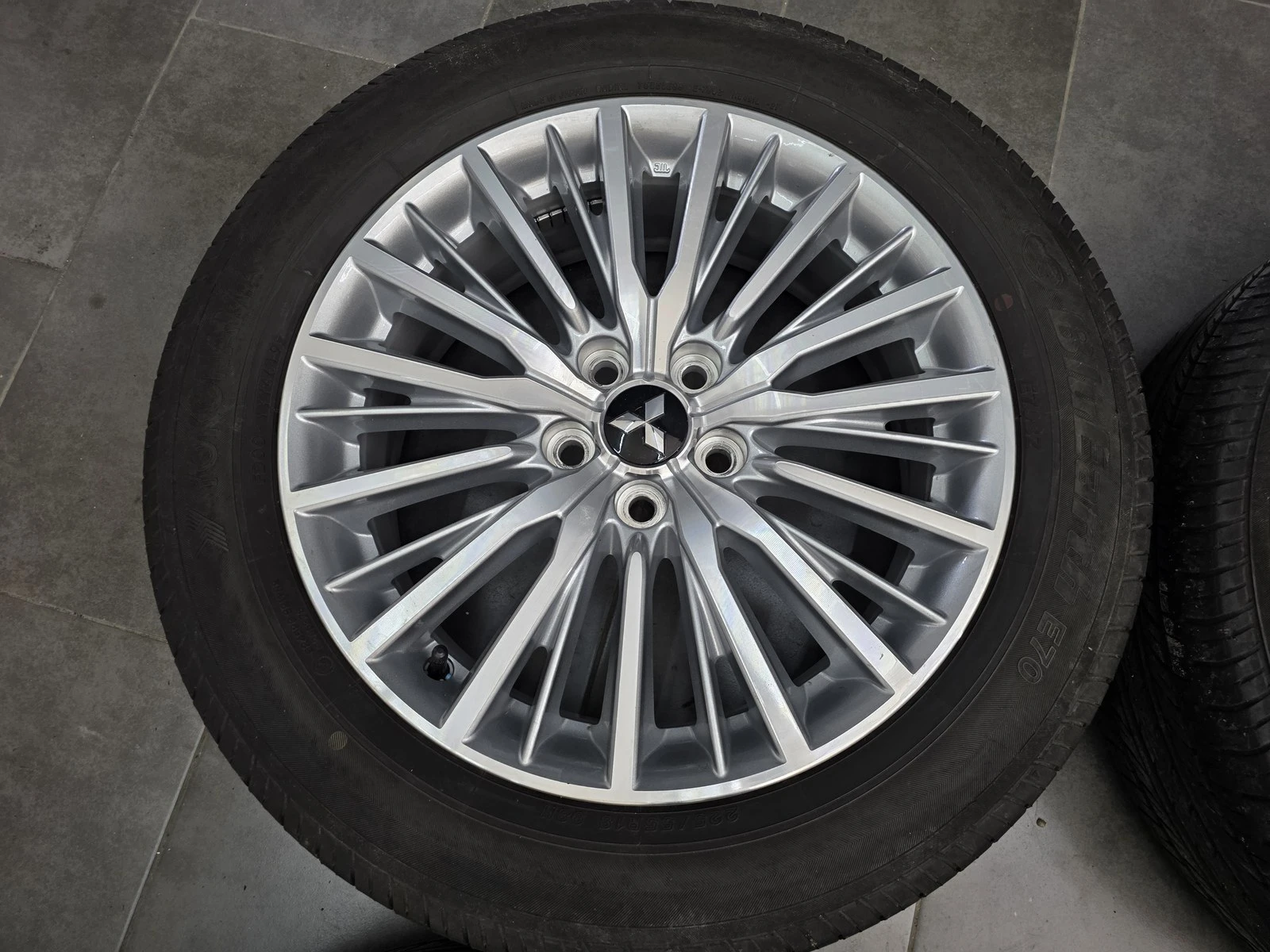 Джанти за Mitsubishi, снимка 3 - Гуми и джанти - 56716439