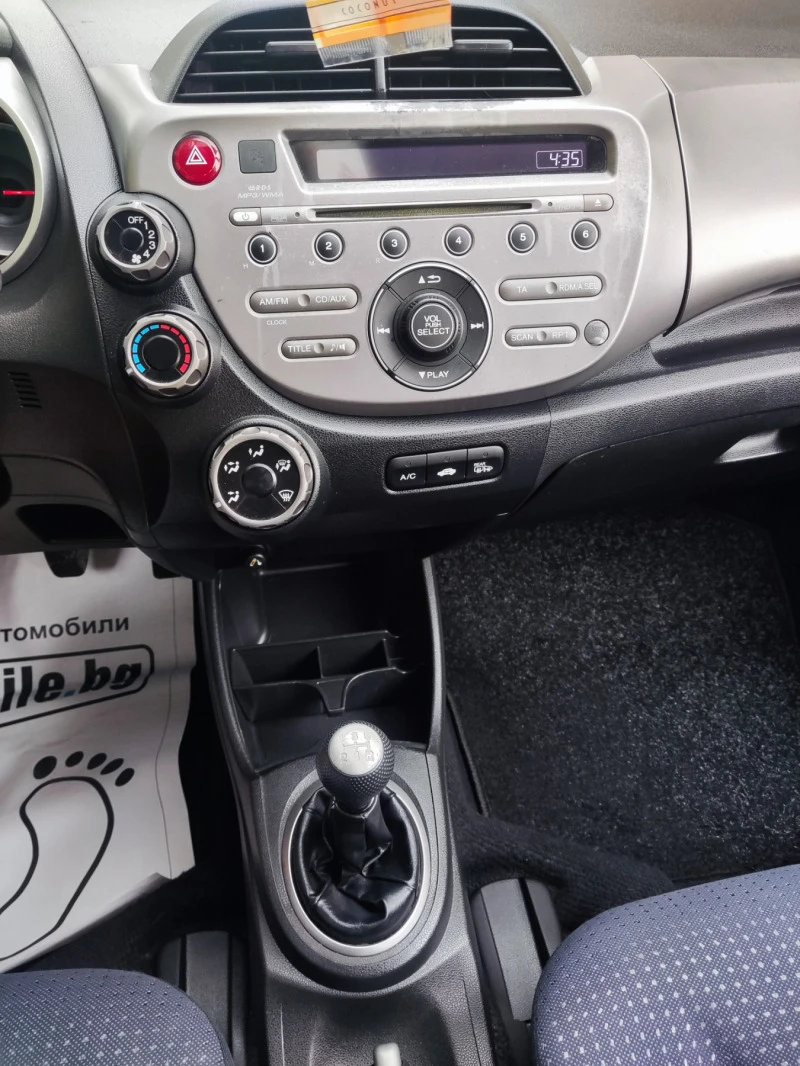 Honda Jazz 1.2i Klima, снимка 11 - Автомобили и джипове - 47105444