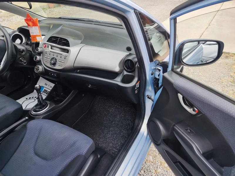 Honda Jazz 1.2i Klima, снимка 7 - Автомобили и джипове - 47105444