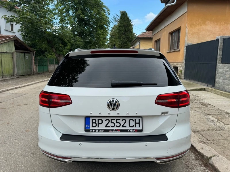 VW Passat 2.0TDi, снимка 6 - Автомобили и джипове - 47564271