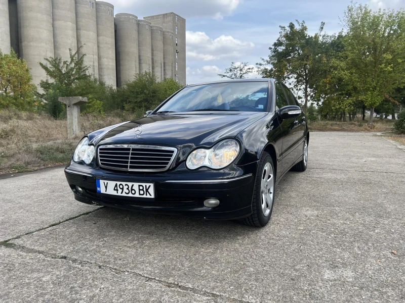 Mercedes-Benz C 200 Компресор, снимка 2 - Автомобили и джипове - 47474298