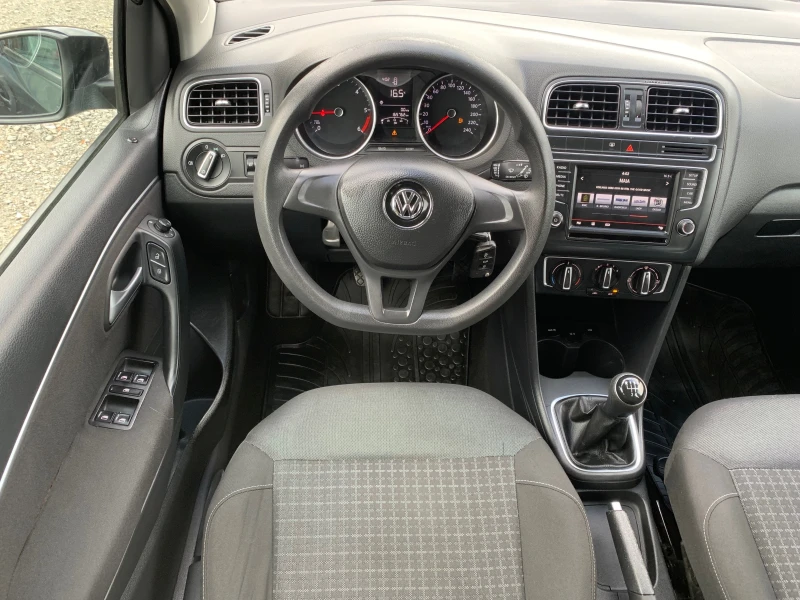 VW Polo V Restyling BlueMotion 1.4TDi 75к.с EURO 6В, снимка 11 - Автомобили и джипове - 47530744