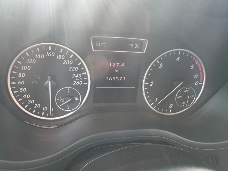 Mercedes-Benz B 180 1.5 Dizel, снимка 2 - Автомобили и джипове - 49794547