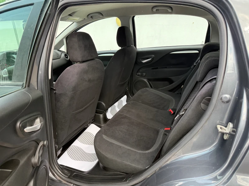 Fiat Punto EVO 1, 4I NATURAL POWER , снимка 15 - Автомобили и джипове - 51132272