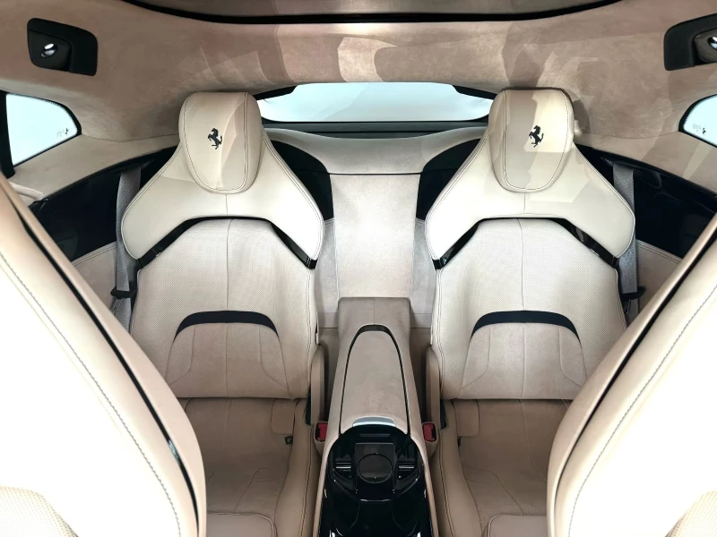 Ferrari Purosangue, снимка 6 - Автомобили и джипове - 51793588