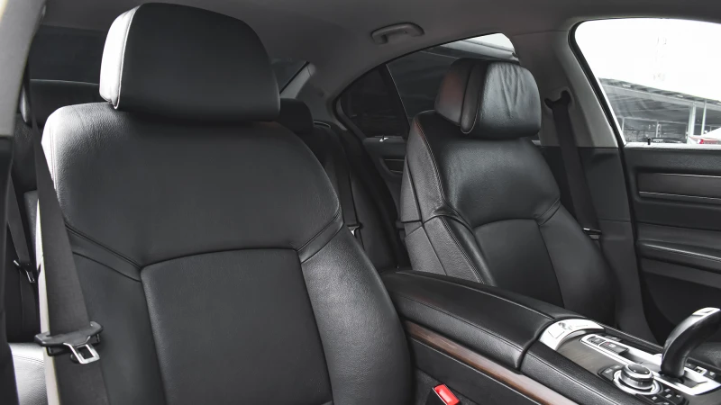 BMW 730 d Steptronic, снимка 10 - Автомобили и джипове - 51909973