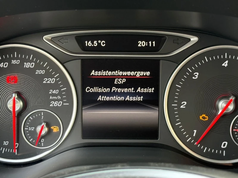 Mercedes-Benz B 220, снимка 9 - Автомобили и джипове - 53005317