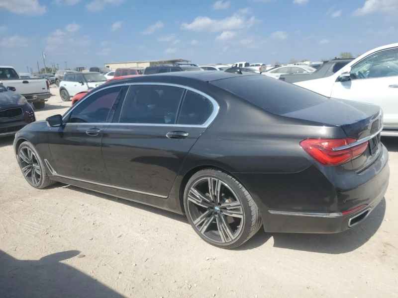 BMW 740 Li* ЩОРИ* ПАНО* ОБДУХВАНЕ* HuD* HARMAN, снимка 4 - Автомобили и джипове - 53046049