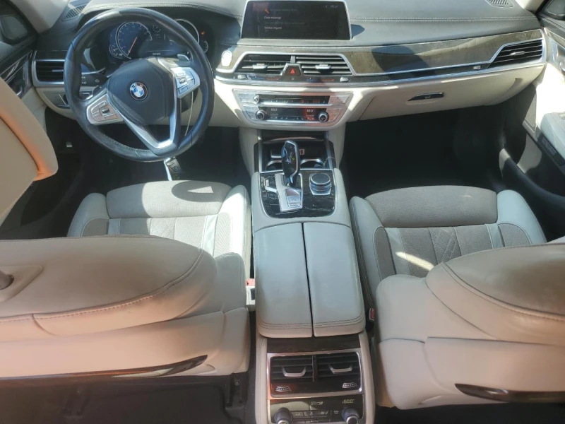 BMW 740 Li* ЩОРИ* ПАНО* ОБДУХВАНЕ* HuD* HARMAN, снимка 8 - Автомобили и джипове - 53046049