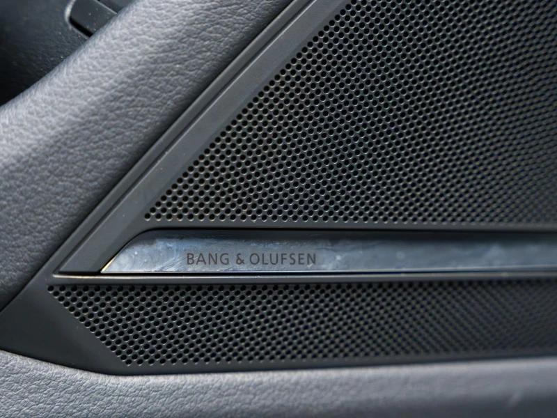 Audi Rs6 Avant Quattro S-line* Matrix* B&O* 360* Обдухв* Pa, снимка 14 - Автомобили и джипове - 53120784