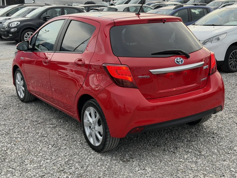 Toyota Yaris 1.5 Hybrid E6B FULL, снимка 3 - Автомобили и джипове - 53123354