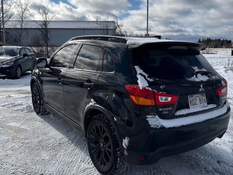 Mitsubishi RVR * AWD 4dr 2.4L CVT * CARFAX * ЦЕНА ДО БГ, снимка 4 - Автомобили и джипове - 53143299