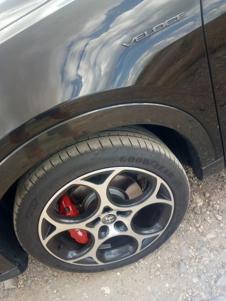 Alfa Romeo Tonale 1.5 hibrid - изображение 3