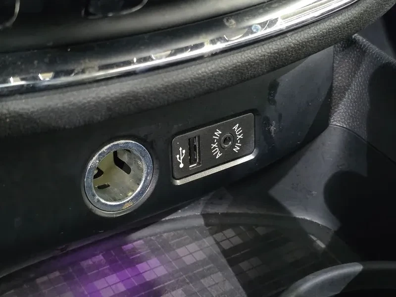 Mini Clubman Basic 2Nd Generation, снимка 13 - Автомобили и джипове - 55989204