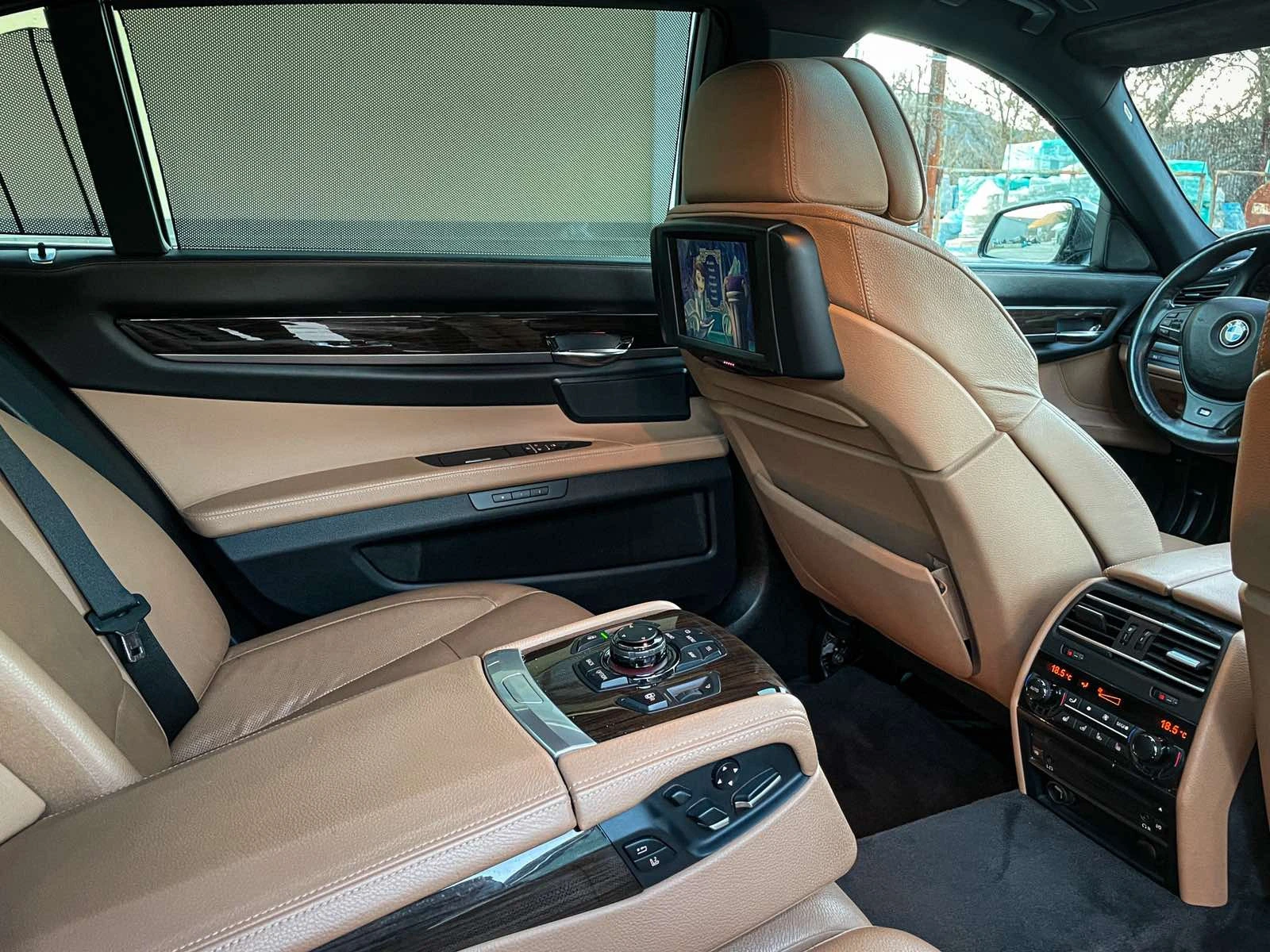 BMW 750 М ПАКЕТ=FUll=night vision=soft close=distronic= | Mobile.bg — изображение 14
