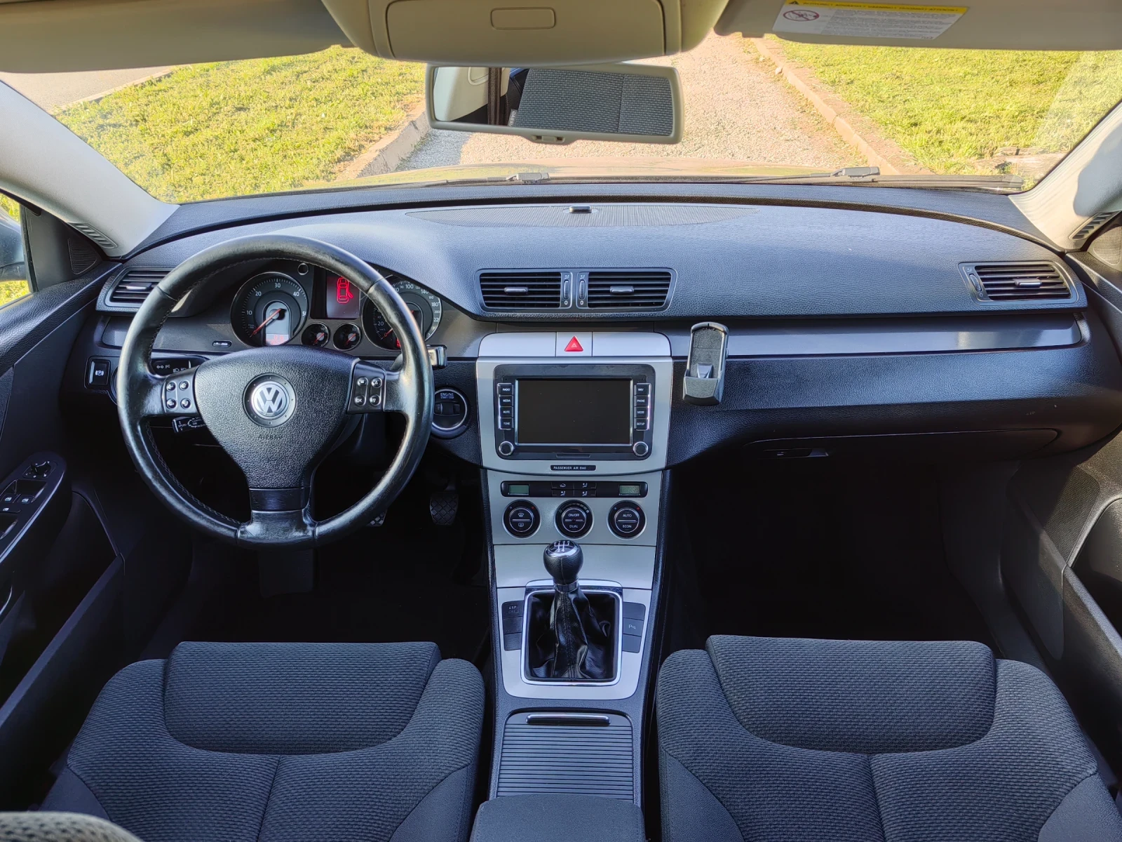 VW Passat 1.9tdi  105ps. Navi - изображение 10