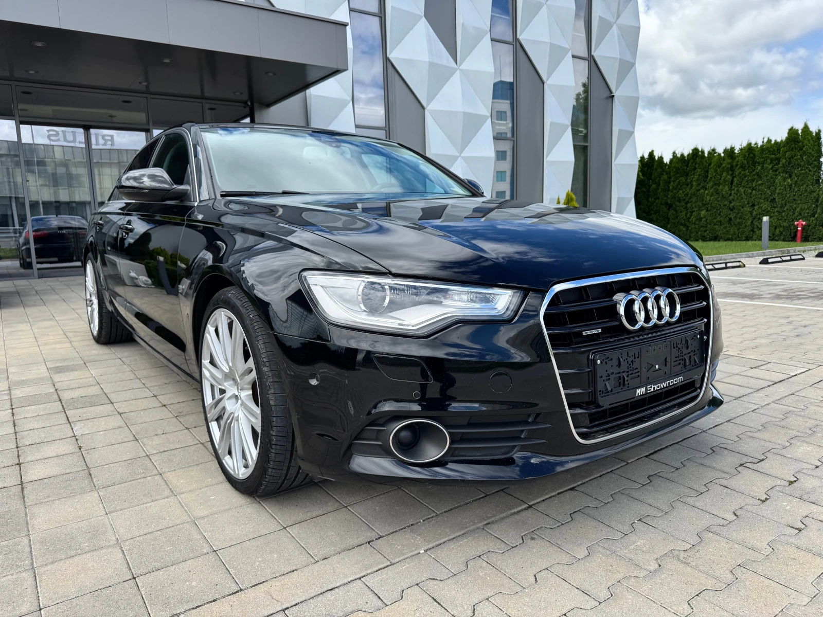 Audi A6 3.0BI-TDI-ACTIV-SOUND-DISTRONIC-КАМЕРА-МЪРТВА-ТОЧК - изображение 3