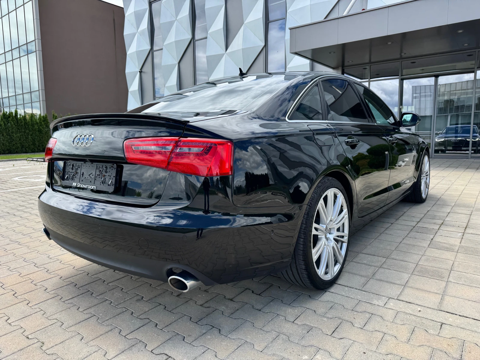 Audi A6 3.0BI-TDI-ACTIV-SOUND-DISTRONIC-КАМЕРА-МЪРТВА-ТОЧК - изображение 5