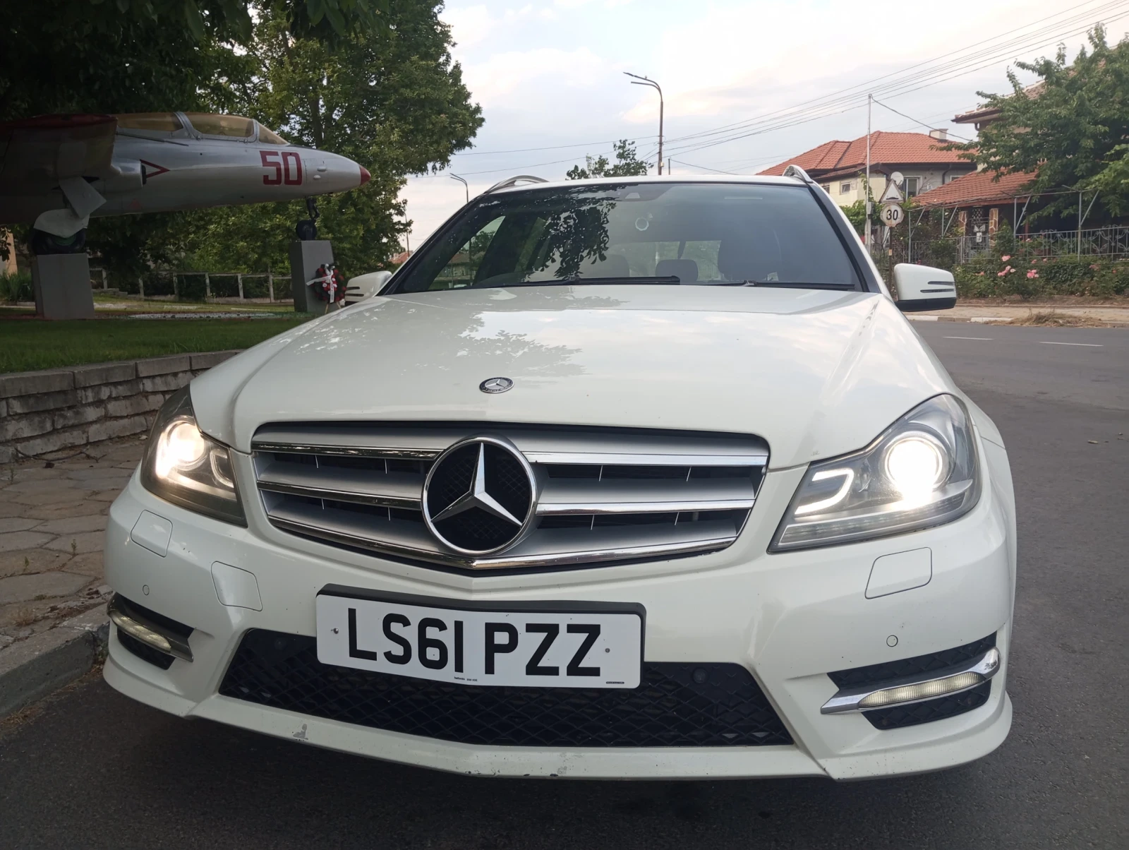 Mercedes-Benz C 220  - изображение 5