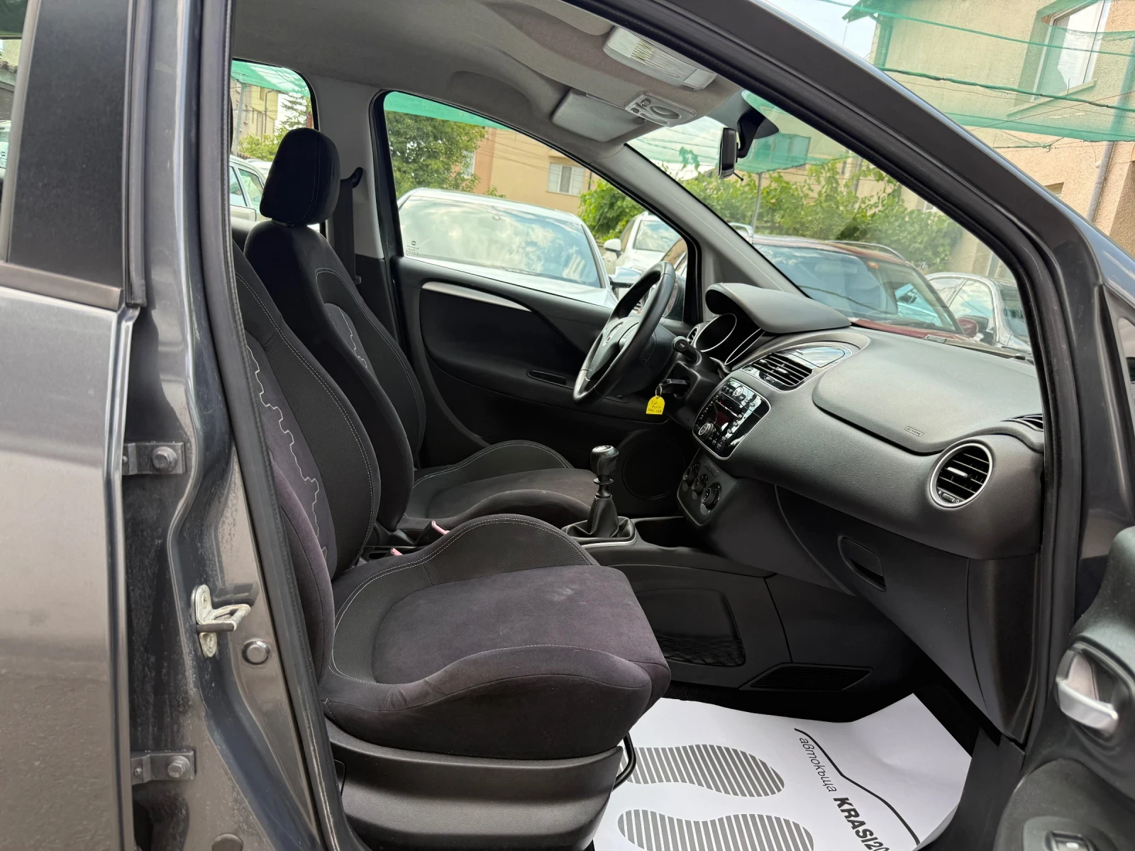 Fiat Punto EVO 1, 4I NATURAL POWER  | Mobile.bg — изображение 13