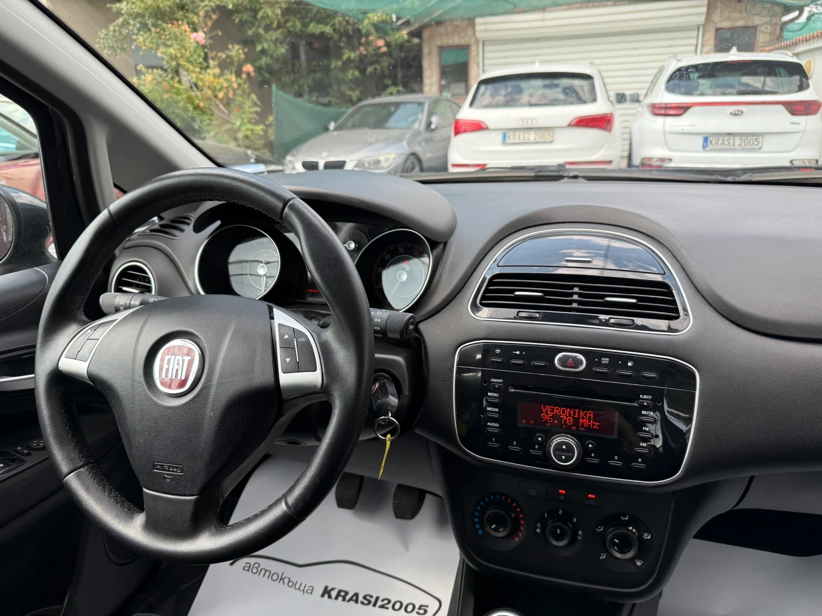 Fiat Punto EVO 1, 4I NATURAL POWER  | Mobile.bg — изображение 11
