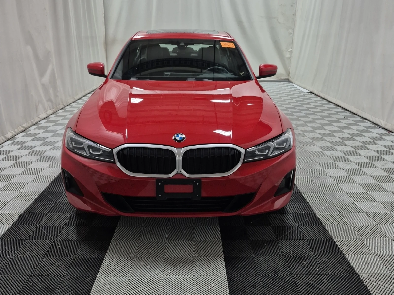 BMW 330 * CARFAX *    | Mobile.bg   3