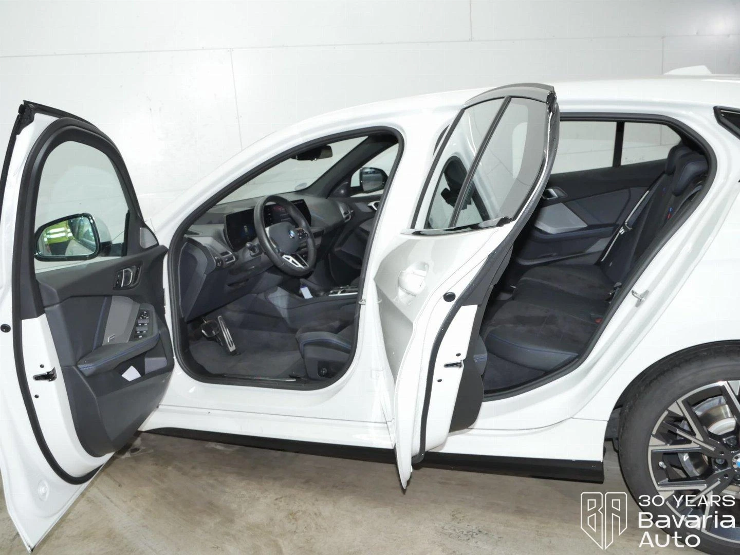 BMW 118 d M Sport Paket Steptronic - изображение 5