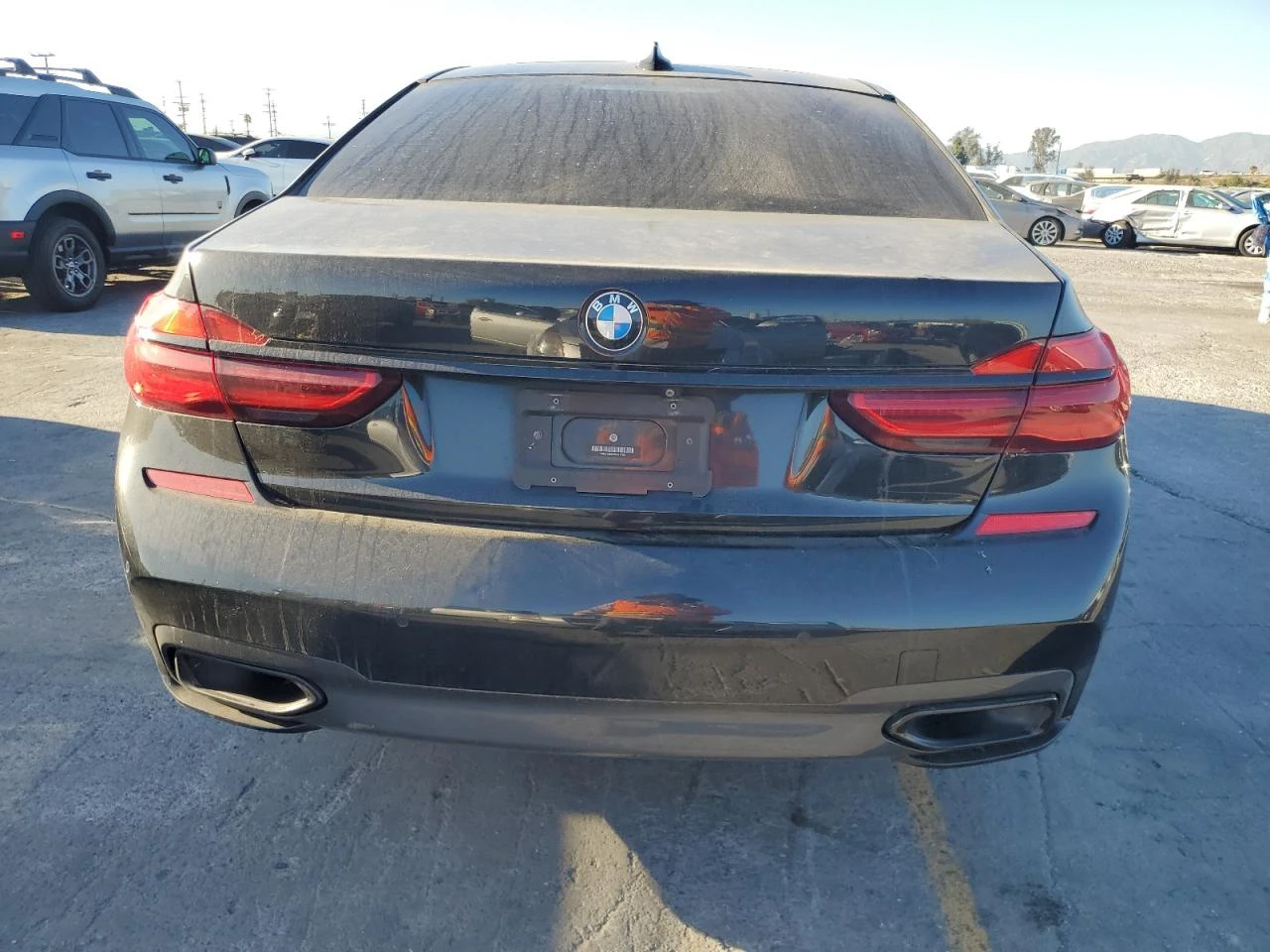 BMW 740 M-PACK* LONG* ПОДГРЕВ* ОБДУХВАНЕ* FULL - изображение 6