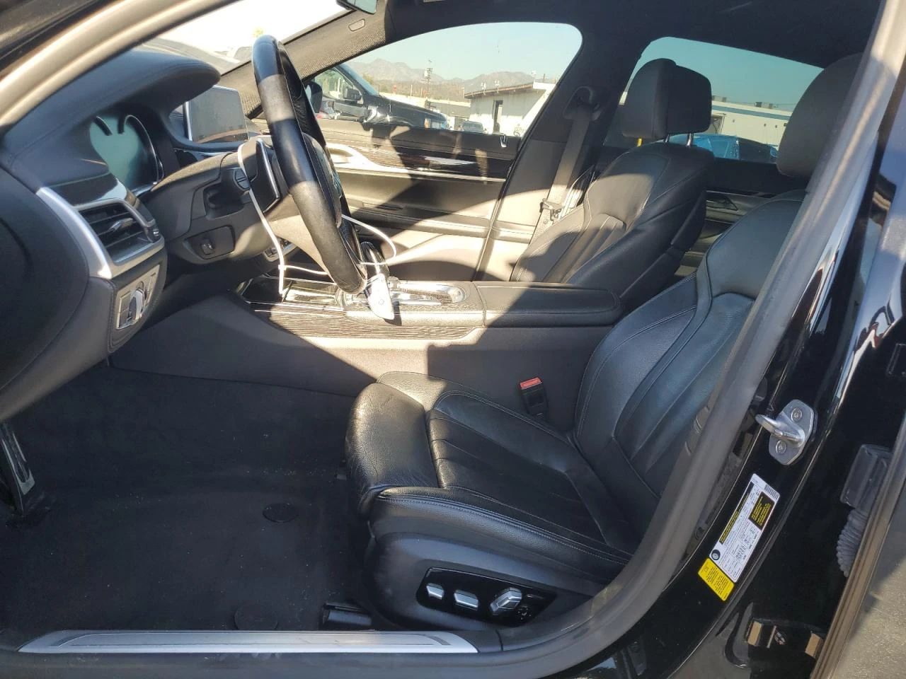 BMW 740 M-PACK* LONG* ПОДГРЕВ* ОБДУХВАНЕ* FULL - изображение 7