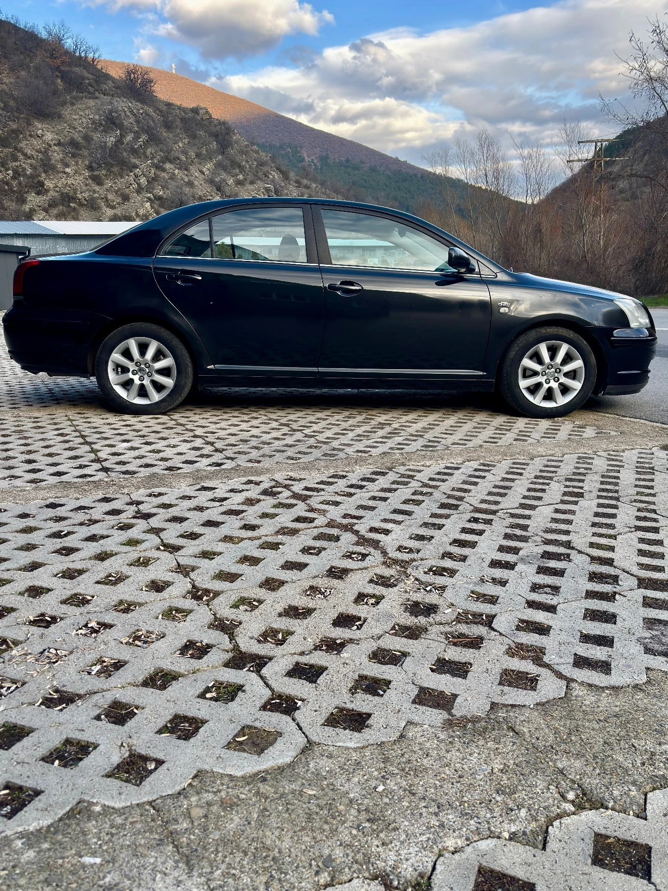 Toyota Avensis Toyota Avensis T25 D-4D 116 �.� | Mobile.bg � ����������� 7