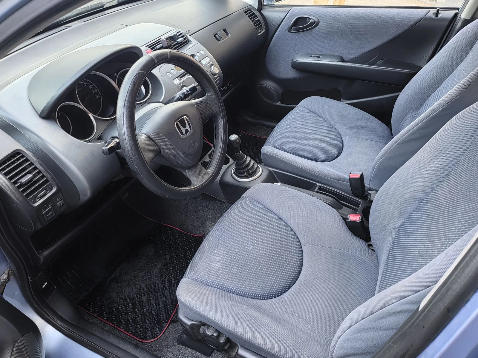 Honda Jazz  - изображение 8