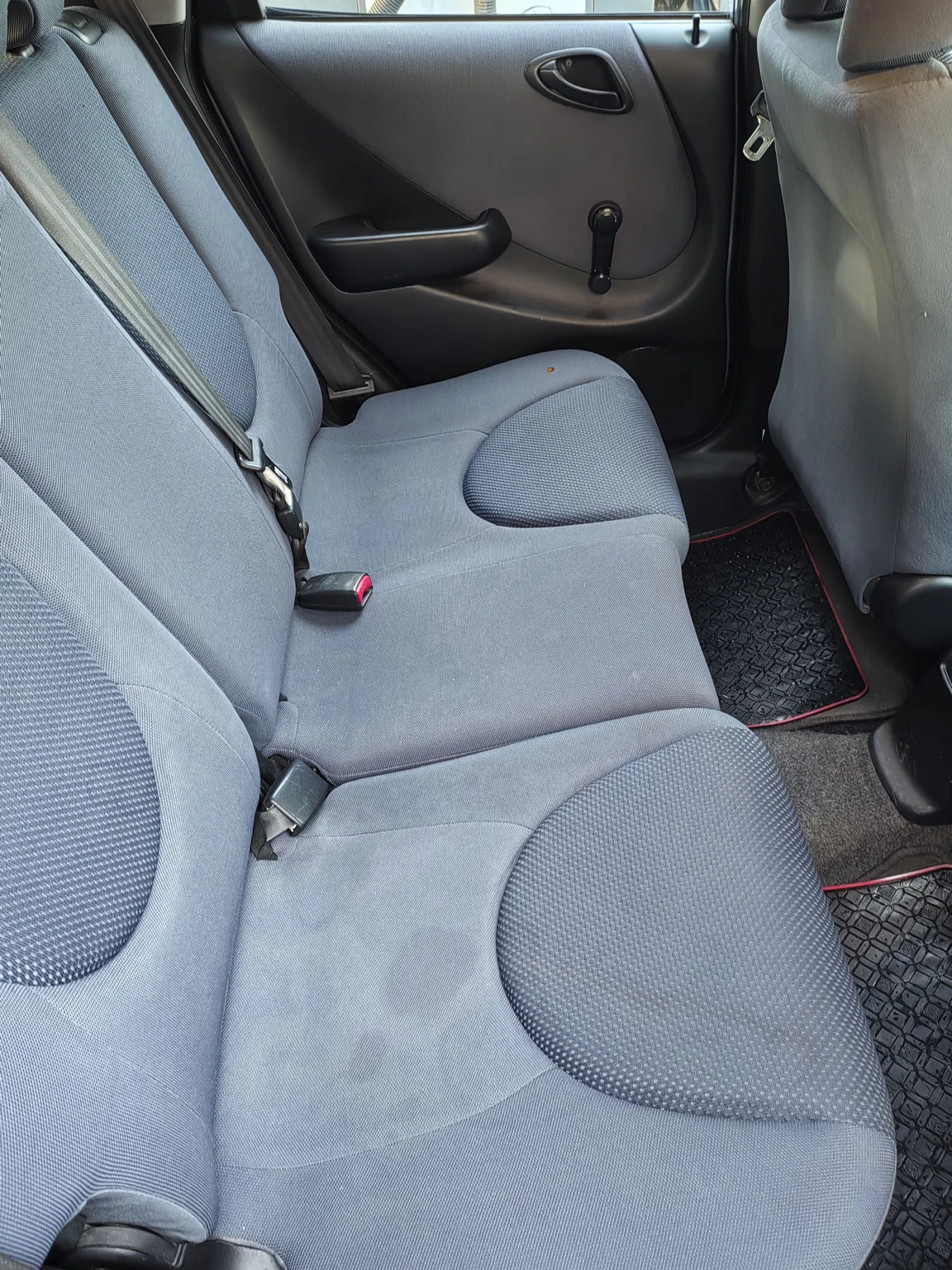 Honda Jazz  - изображение 10