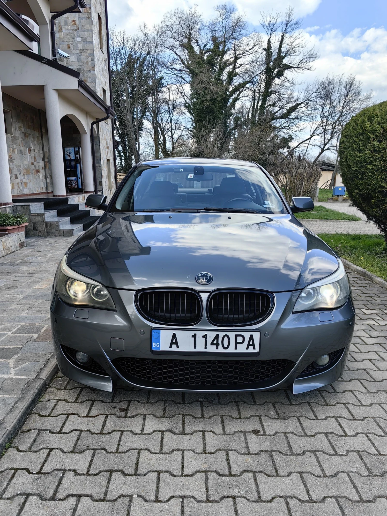 BMW 530