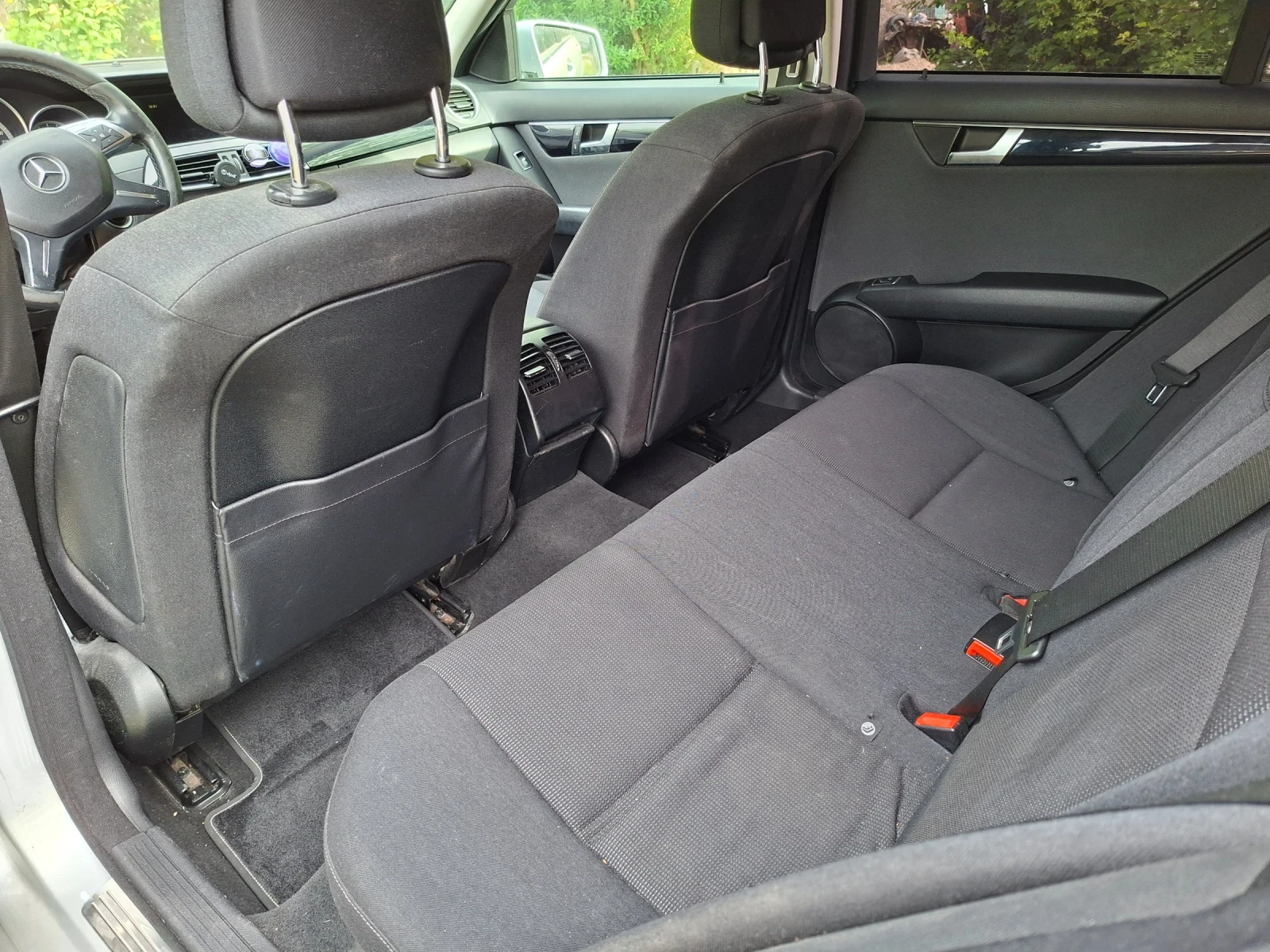 Mercedes-Benz C 200, снимка 14 - Автомобили и джипове - 54479026