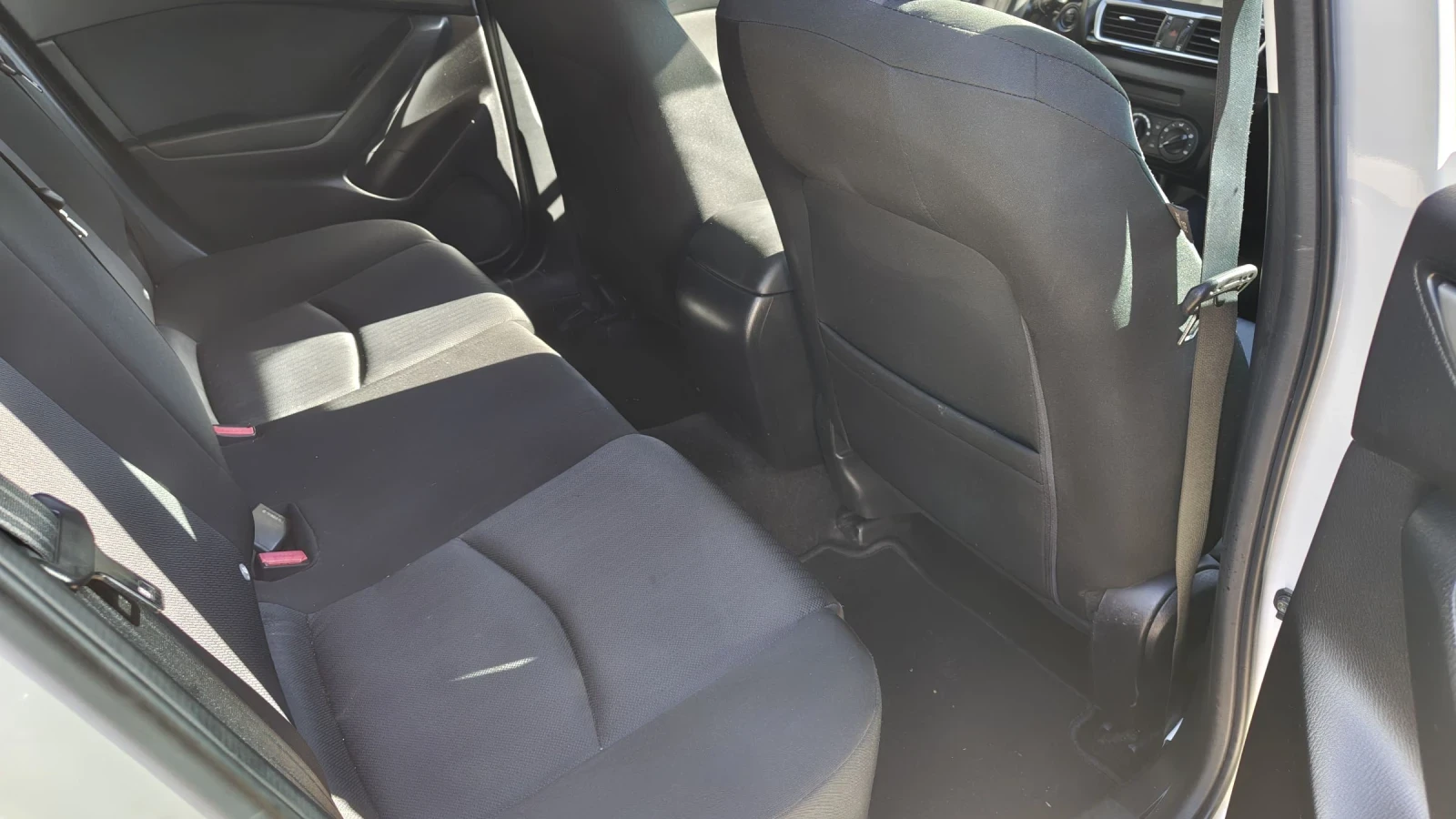 Mazda 3 0898544466 1.5cc 99кс 122000км Топ , снимка 7 - Автомобили и джипове - 54725882