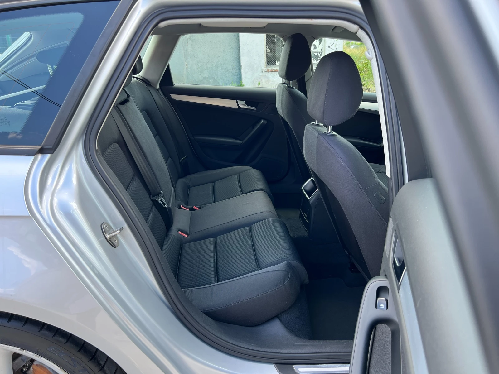 Audi A4 2.0-TDI-143-к.с, снимка 13 - Автомобили и джипове - 54933788
