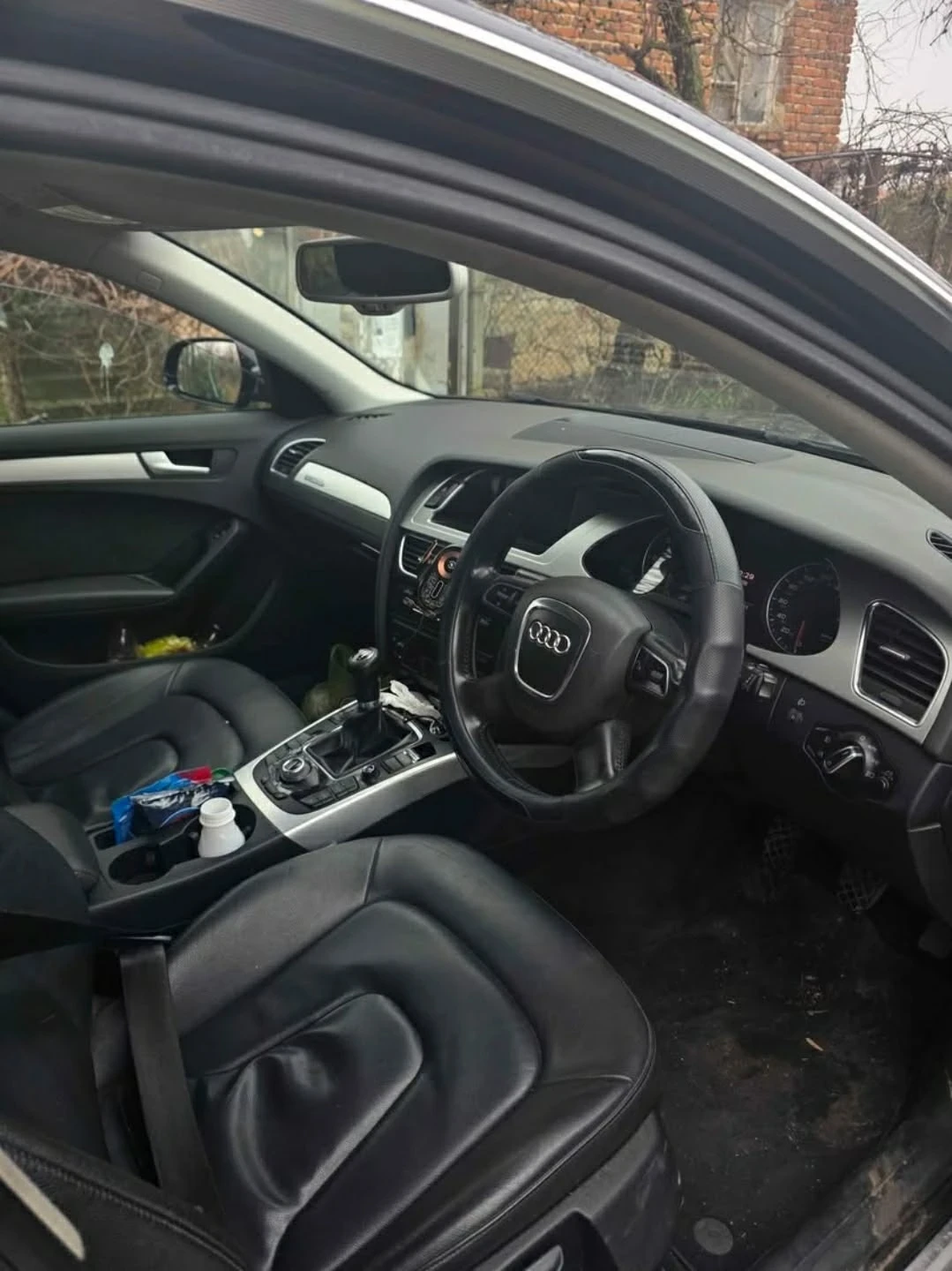 Audi A4 2.0TDI, снимка 4 - Автомобили и джипове - 55057271